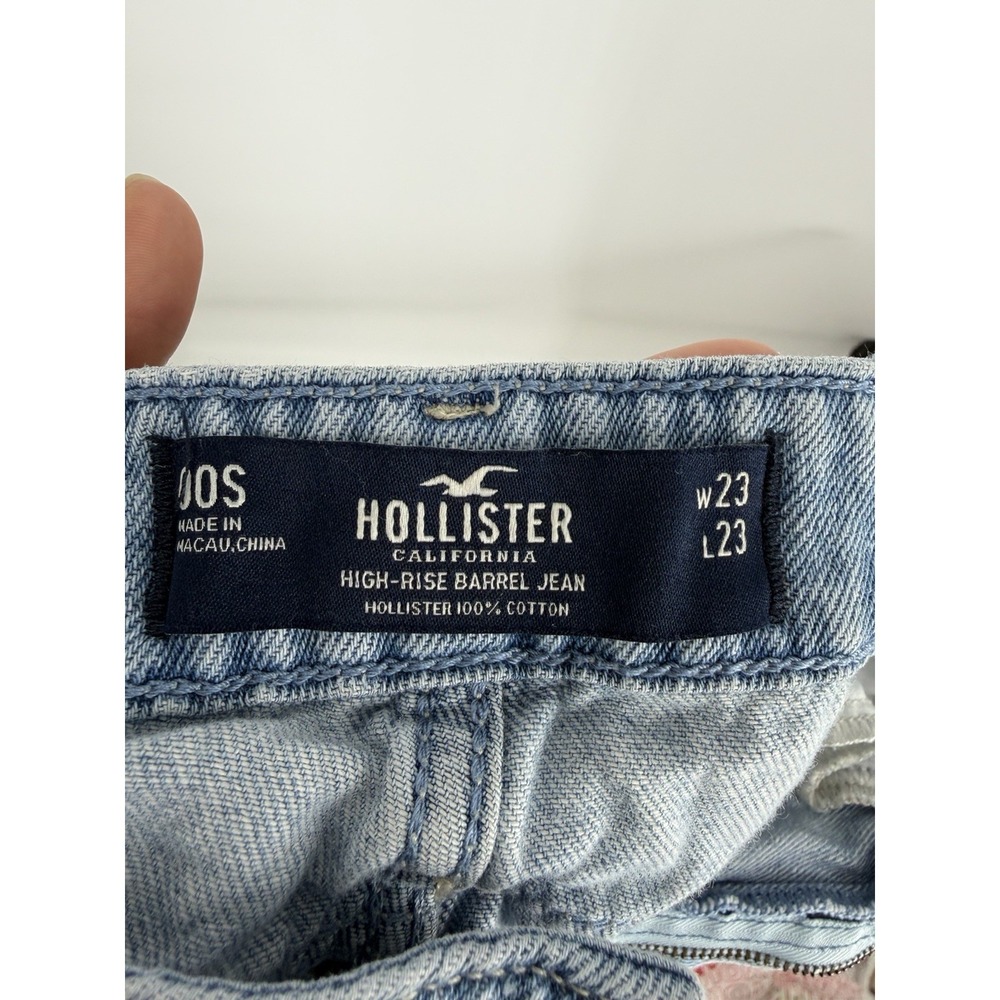 Hollister California Blue High Rise Barrel Jeans Light Wash Denim Size 23 / 00S - Picture 2 of 6